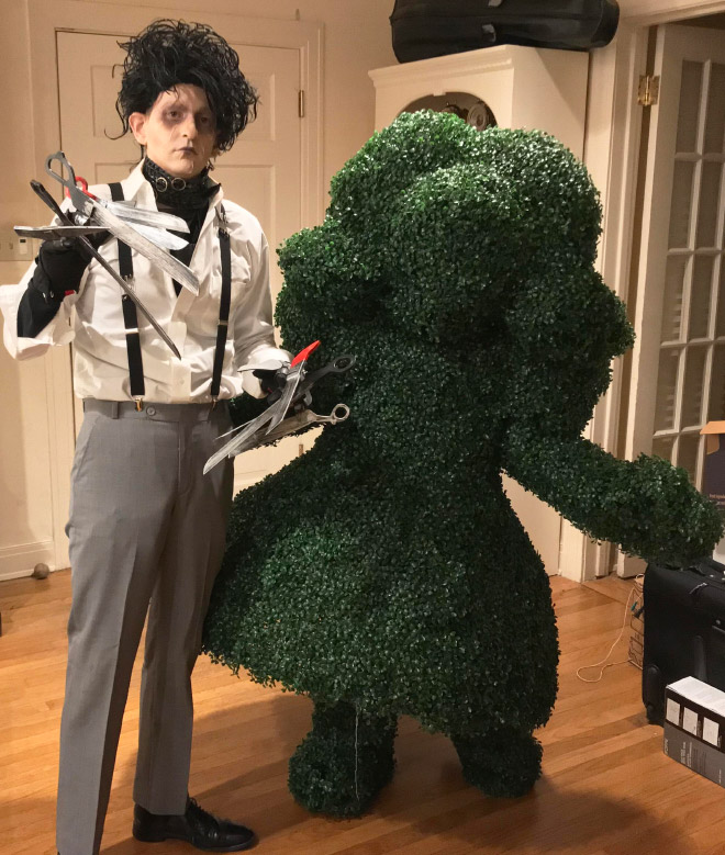 Edward Scissorhands Halloween costume.