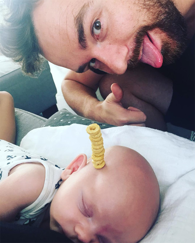 Weird viral trend: stacking Cheerio on babies.