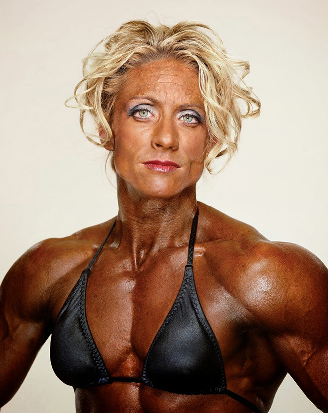 Freaky female bodybuilder.