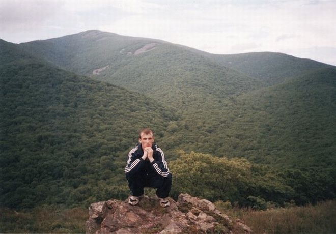 Russians love squatting while wearing tracksuits.