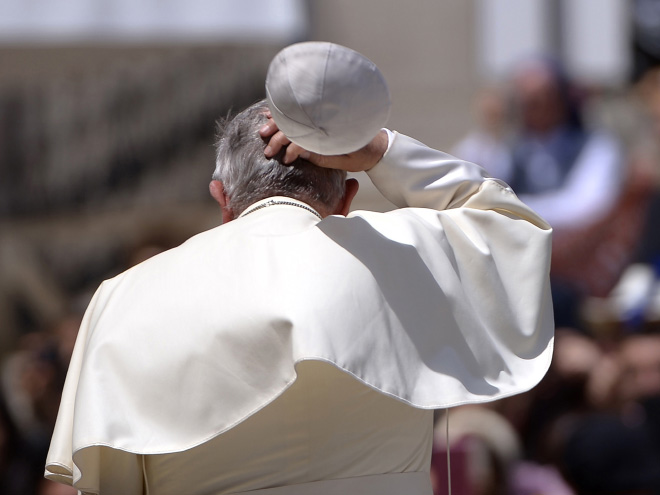 Pope vs. wind.