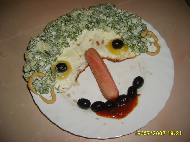 Crazy Russian food art.