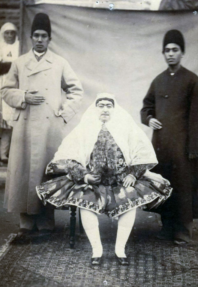 This woman was considered beautiful in Persia in 1900s.