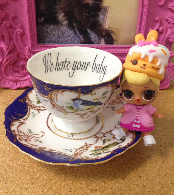 Funny rude teacup to insult your guests.