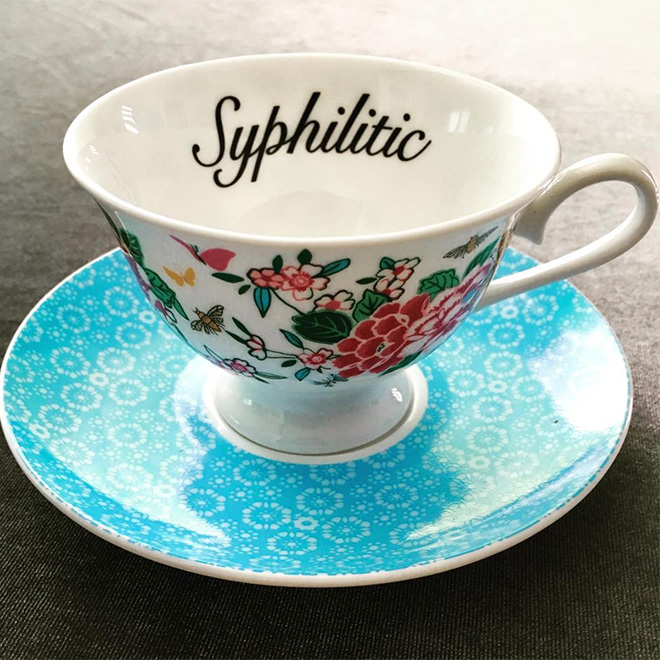 Funny rude teacup to insult your guests.