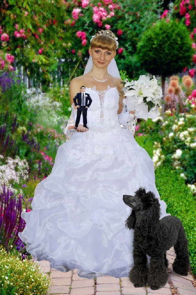 When it comes to ruining your wedding photos with lousy photoshopping, nobody does it like the Russians. Nobody!