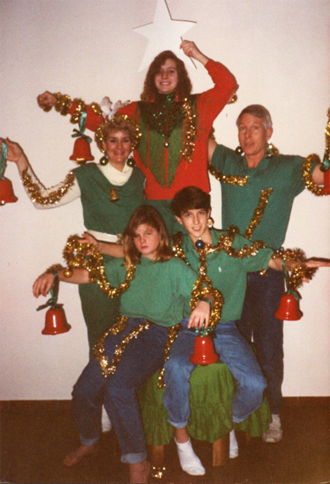 Weird Christmas family photo.