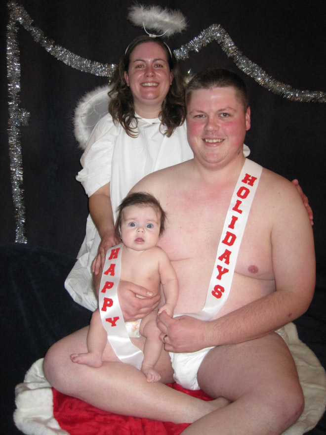 Weird Christmas family photo.