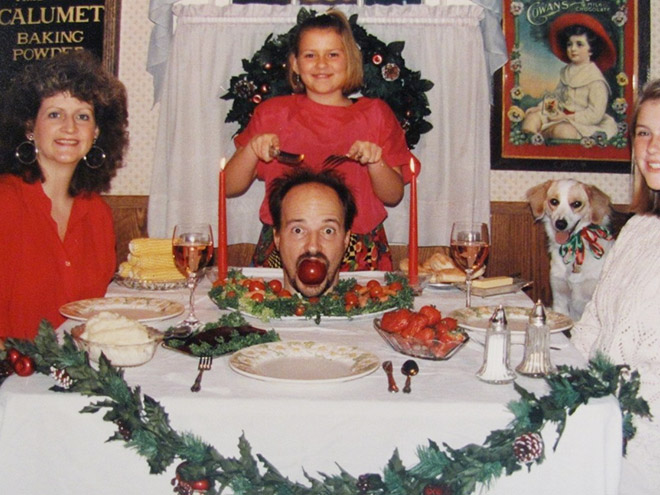 Weird Christmas family photo.