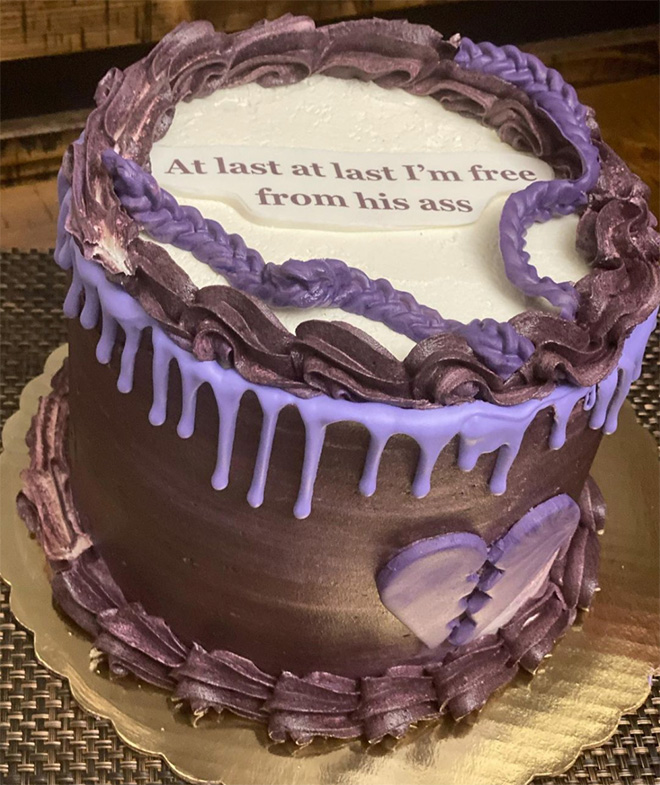 Funny divorce cake.