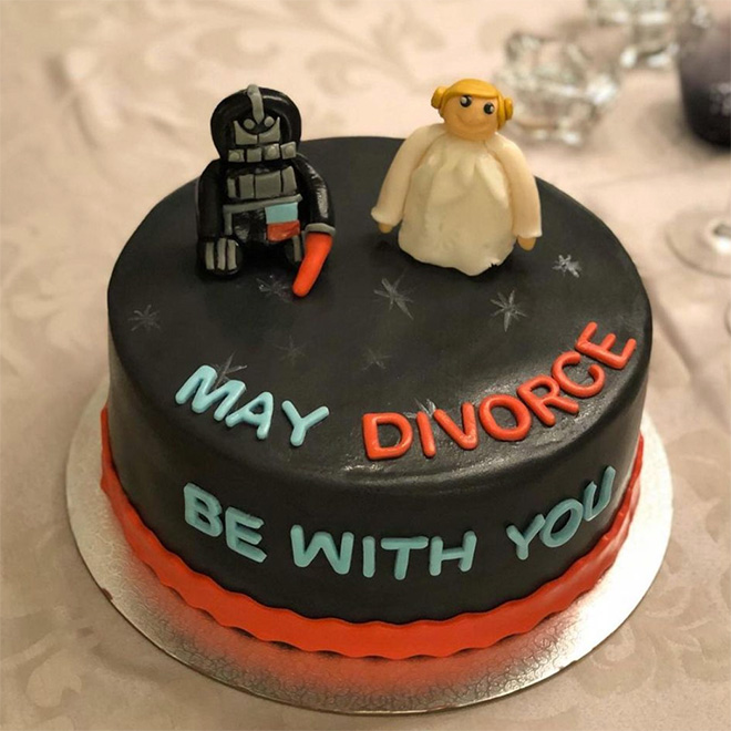 Funny divorce cake.