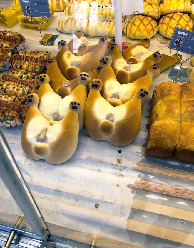 Delicious corgi butt bread.