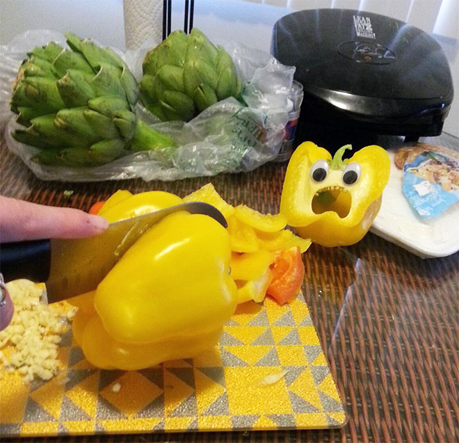 Googly eyes make cutting bell peppers much more fun!