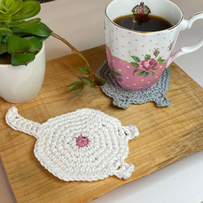 Crochet cat butt coasters.