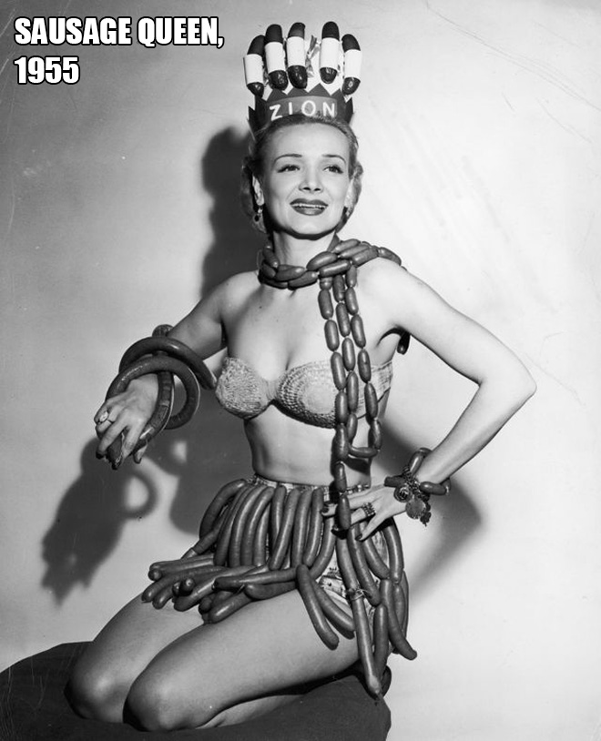 Weird beauty queen from the 20th century.