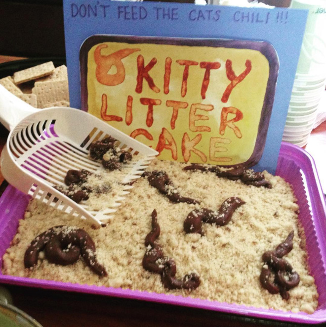 Cat litter cake.