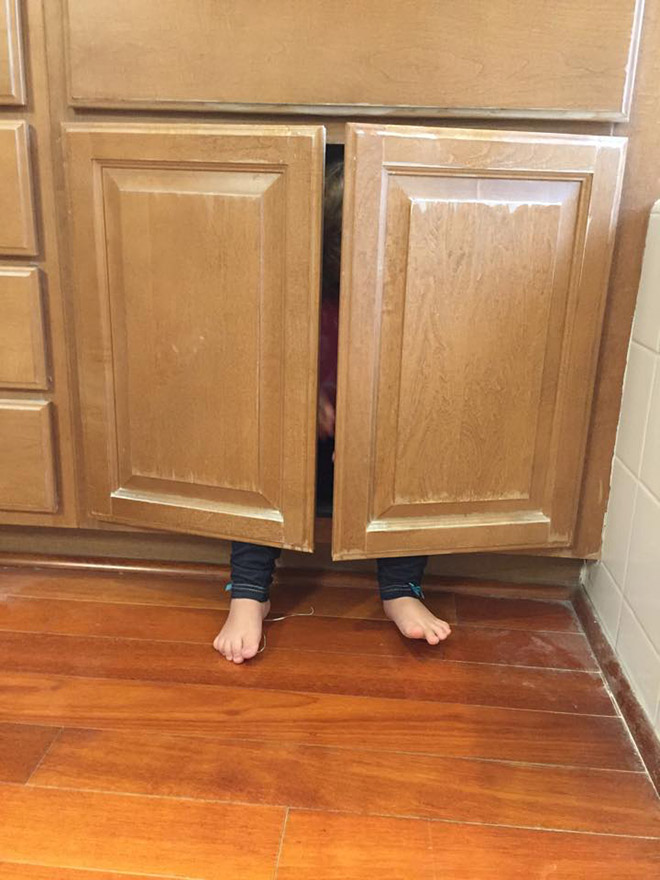 Some kids are terrible at Hide-And-Seek.