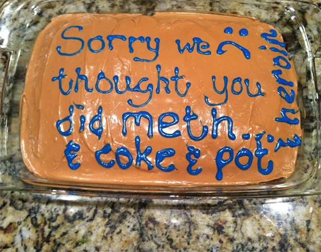 Say sorry with a delicious cake!