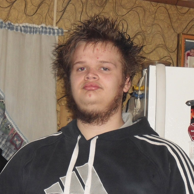 Horrifying example of neckbeard.