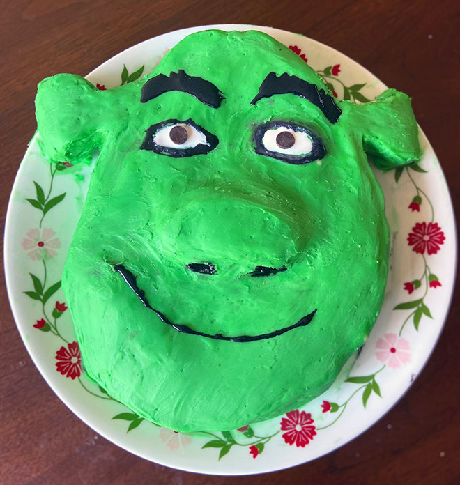 Shrek cake fail.