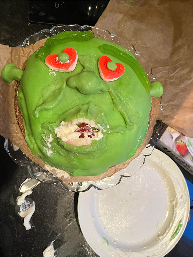 Shrek cake fail.