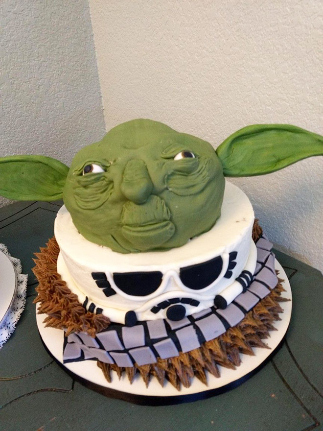 Some Yoda cakes should have never been made...