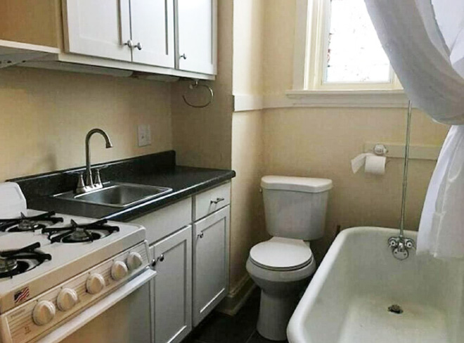 Toilet design fail.