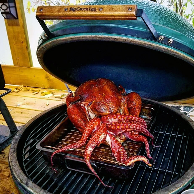 Happy Thanksgiving and enjoy some Cthulhu turkey!