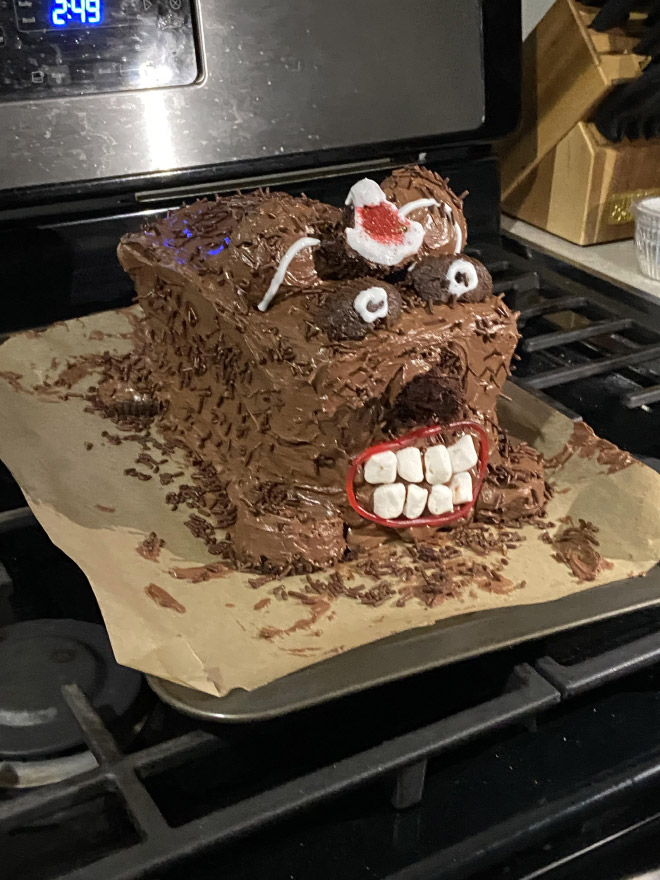 Hilariously horrible cake fail.